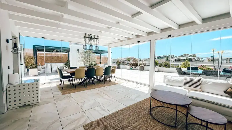 Ático de Lujo en Puerto Banús Alquiler Temporada Corta Larga