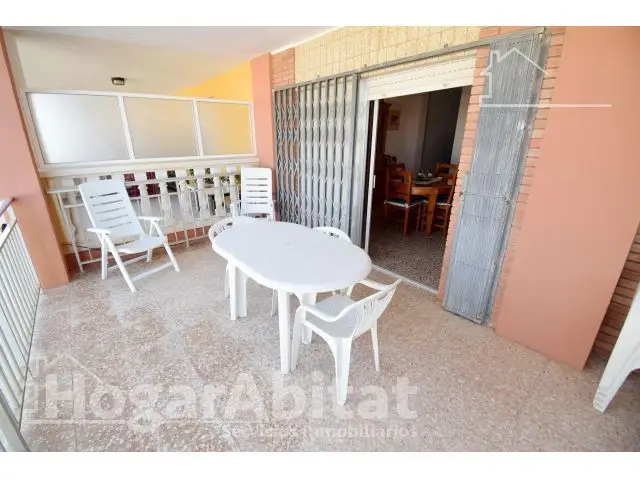 Apartamento en Primera Linea de Playa con Terraza