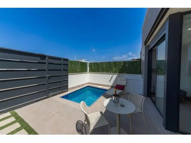 Villa Cerca Playa 2 Dormitorios Moderna Piscina Privada