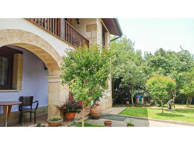 Chalet Independiente en Gama Cantabria 4 habitaciones 3 banos
