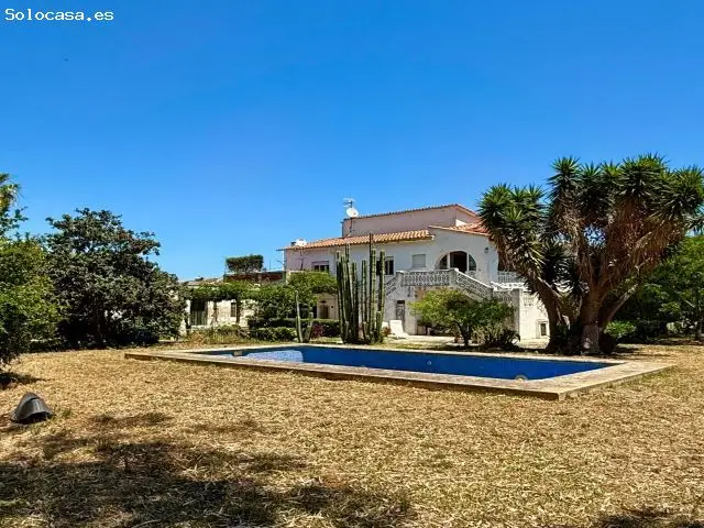 Chalet Independiente con Vistas al Montgó en Denia