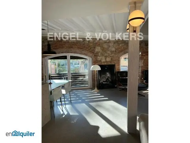 Alquiler loft ascensor y terraza Sant martí