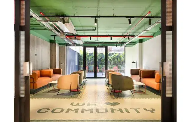 Estudio 21m² Barcelona Balcón Piscina Lavadora Secadora