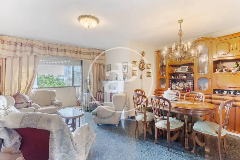 Apartamento en Venta Mont-Olivet Valencia 119m2 Vistas Jardines Turia