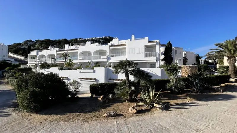 Apartamento en venta en La Siesta, Santa Eulalia / Santa Eularia, Ibiza