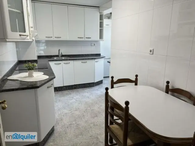 Alquiler Piso Ascensor Azpilagaña Estudiantes