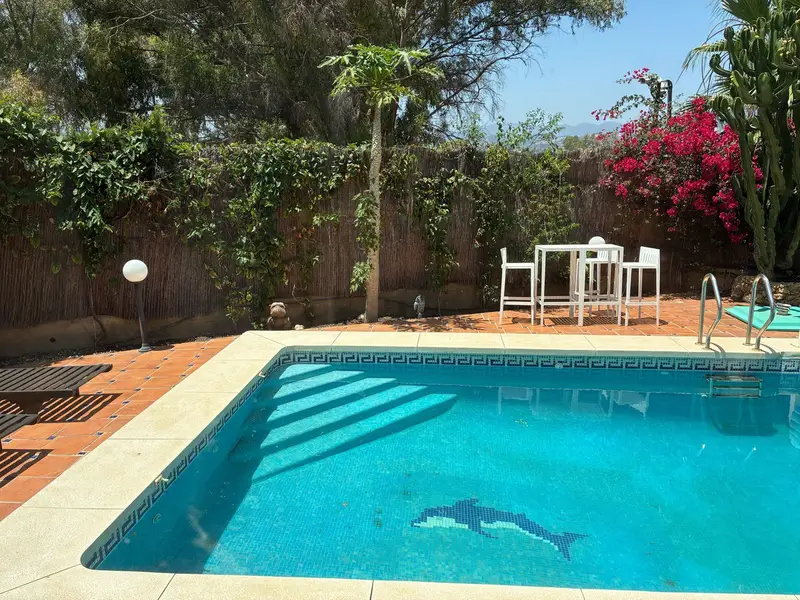 Villa en Alquiler Nueva Andalucia 4 Dormitorios Piscina Privada