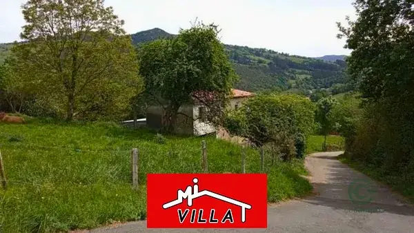 Casa de Piedra en Rasines Cantabria 229m2 con 3224m2 de Terreno