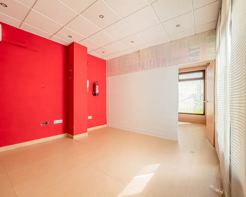 Local en Venta Dos Hermanas 40m2 Calle Antonia Diaz