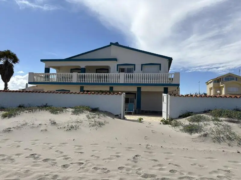 Villa de Lujo Frente al Mar en La Manga