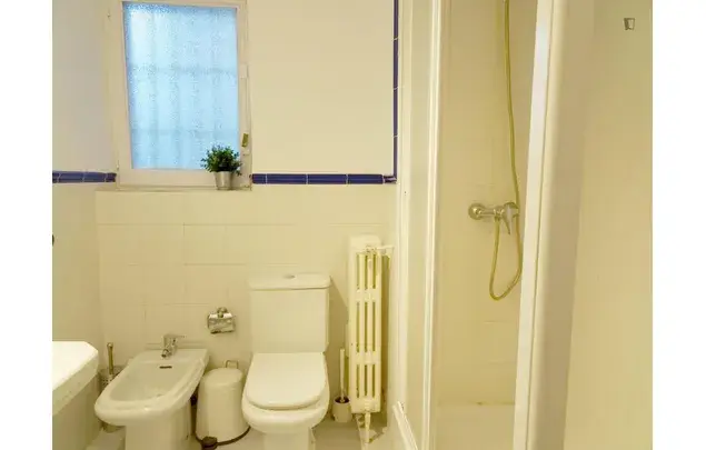 Apartamento 5 Dormitorios Madrid Estudiantes Jovenes Profesionales