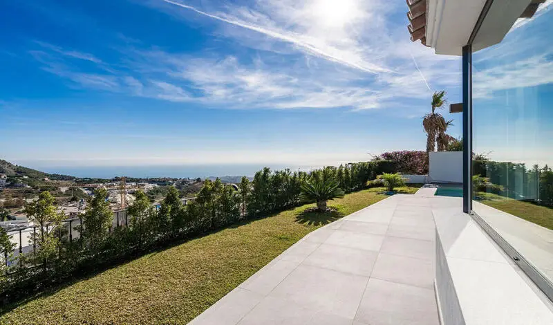 Villa de Lujo en Mijas 4 Dormitorios Piscina Privada Vistas Panoramicas