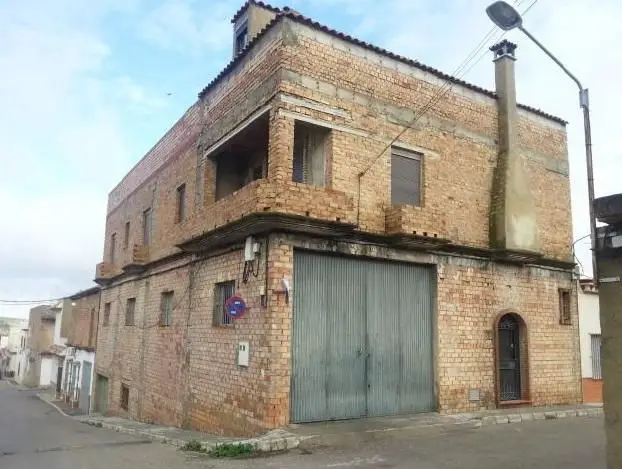 Casa Unifamiliar 391m2 4 Dorm 4 Baños Piscina Puerto Serrano