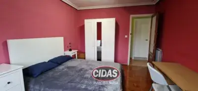 Alquiler Piso Estudiantes Buenavista 3 habitaciones