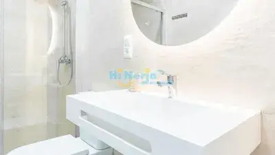 Apartamento en Nerja Centro Cerca del Mar con Terraza y Wifi
