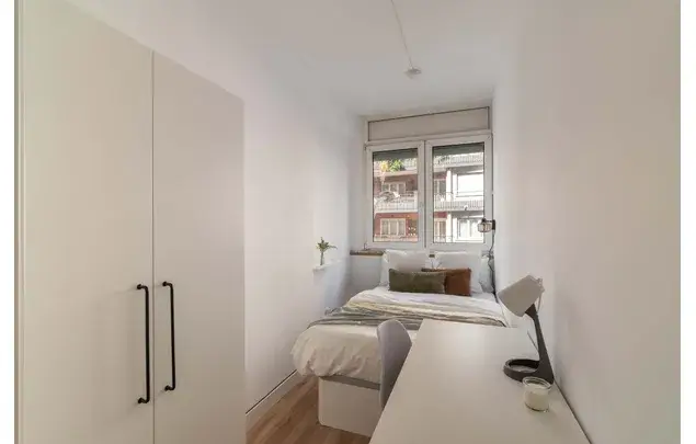 Habitacion 120m2 Barcelona Alquiler Temporada Media Larga