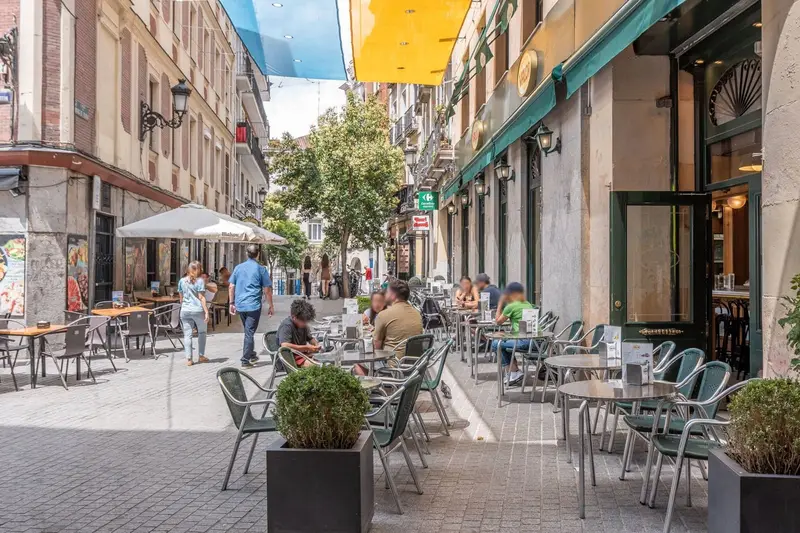 Gran Piso de Lujo en Sol Madrid 4 Dormitorios Suites 5 Baños