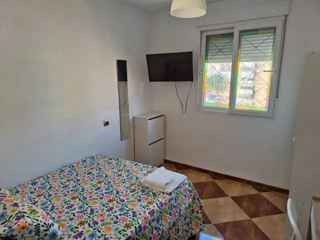 Habitacion Alquiler Malaga Estudiantes Wifi Lavadora