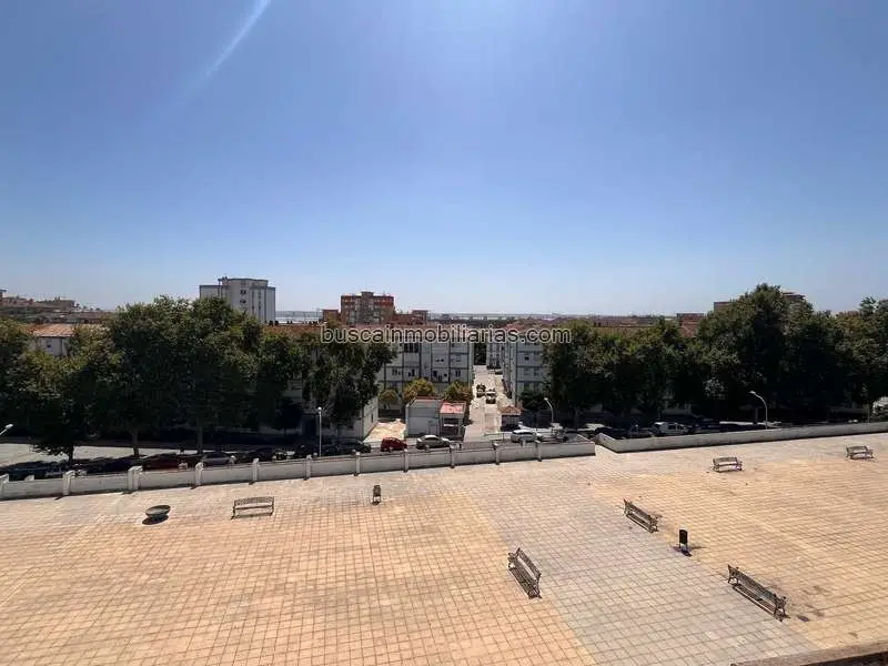 Piso en venta en Huelva 3 dormitorios 4 planta