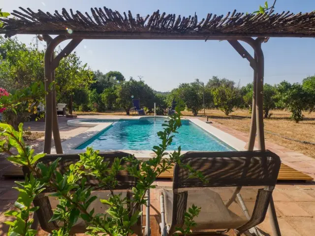 Casa Rural con Piscina Privada en Cártama para Familias