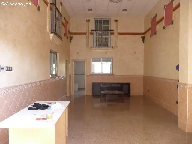 Local Comercial Adaptado a Vivienda en Chapín