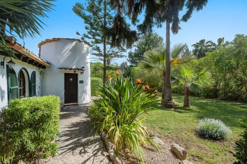 Chalet en venta Mallorca 5 dormitorios jardin piscina