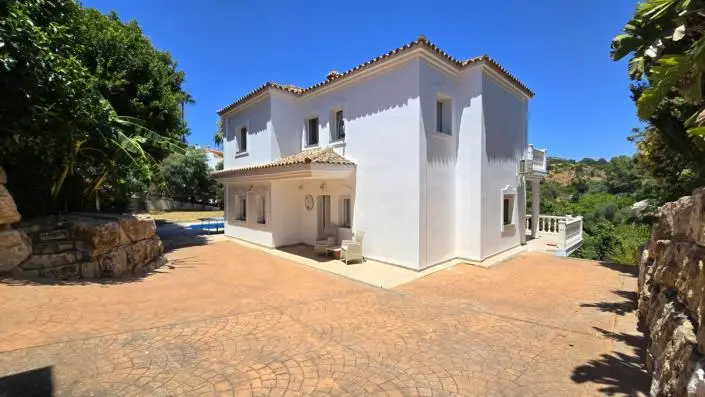 Villa 4 Dormitorios Calahonda Piscina Privada Apartamento