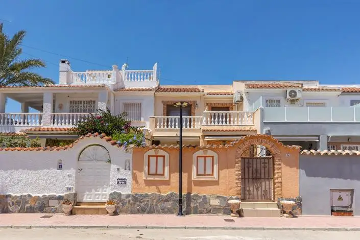 Adosado 2 Dormitorios Playa Flamenca Jardin Privado Cerca Playa
