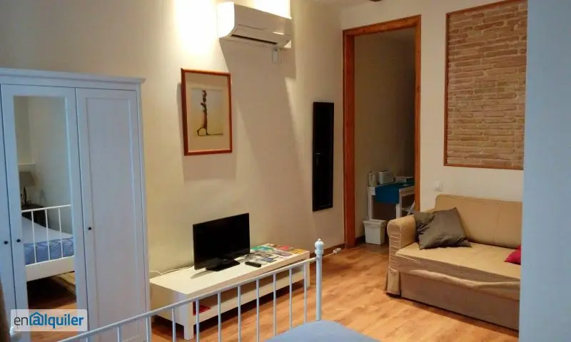 Rent studio furnished air conditioning