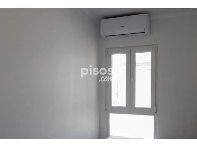Habitacion en Alquiler en Carolinas Amueblada y con Gastos Incluidos