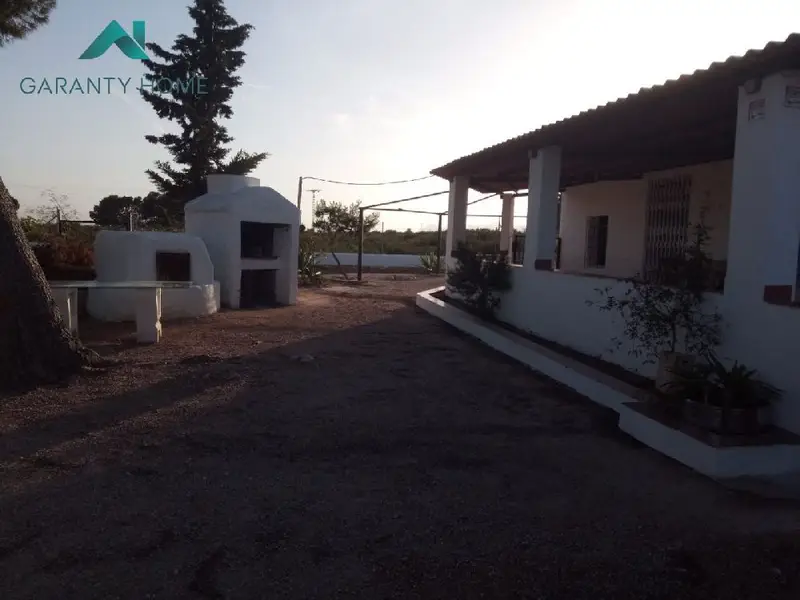 Venta Casa con Jardin en Campo Crevillent