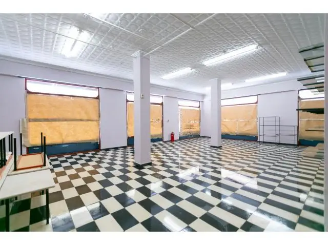 Local Comercial en Alquiler Zona Céntrica