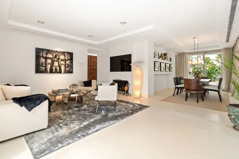 Casa Villa Lujo 5 Dormitorios Cortijo Blanco Marbella