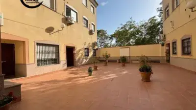Piso en venta en Maracena centro cerca del metro