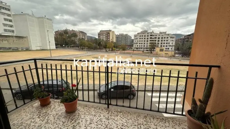 Piso en Venta L Olleria 4 Dormitorios Local Comercial Incluido