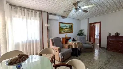 Piso en venta Calle Hernán Cortés 134m² Amueblado