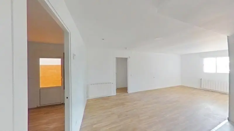 Piso en venta en Les Roquetes, Barcelona