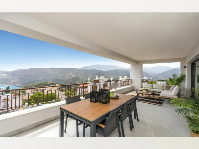 Apartamentos en Venta en Istán 2 Dormitorios