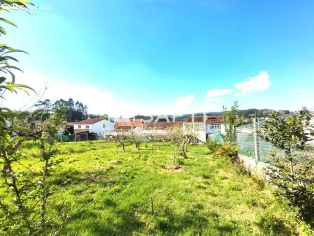 Casa con Jardín y Vistas Impresionantes en Santiago de Compostela