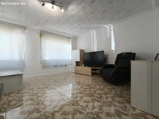 Piso Bajo Reformado San Blas Tres Habitaciones
