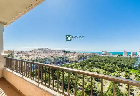 Piso de 3 Dormitorios en venta Almuñécar, España