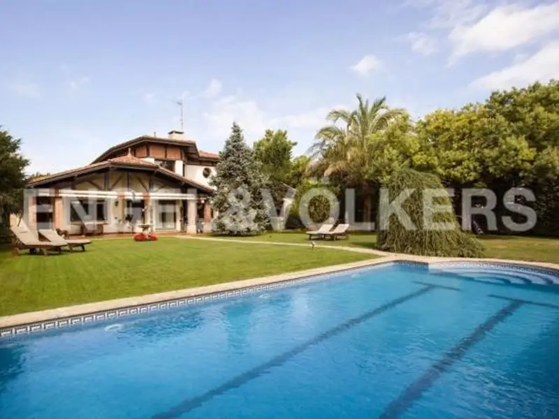 venta Chalet en Andra Mari, Vizcaya (50914320656.101800)- Globaliza