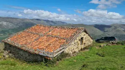 Casa Rural con Cabañas en Rionansa  Vistas Panorámicas