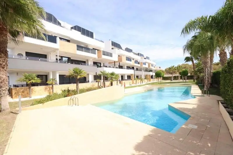 Apartamento en Orihuela Costa 2 dormitorios 2 baños terraza garaje