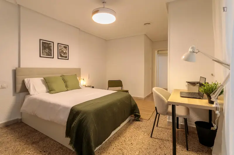 Alquiler Habitacion Alicante Coliving Amueblado Servicios Incluidos