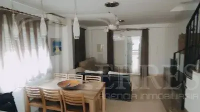 Chalet Adosado en Moncofa con Vistas al Mar