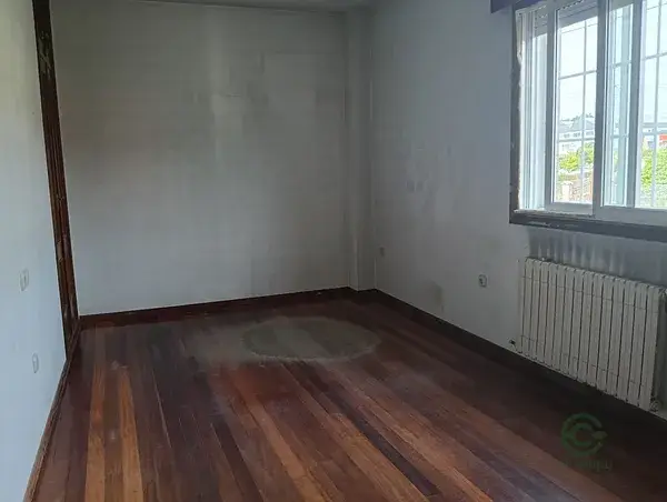 Alquiler Casa 8 habitaciones 3 baños Pontevedra