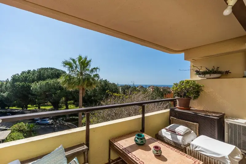 Apartamento 2 Dormitorios en Elviria Marbella Vistas al Mar