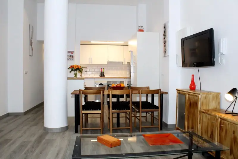 Piso en Alquiler Sevilla 61m2 Amueblado Aire Acondicionado