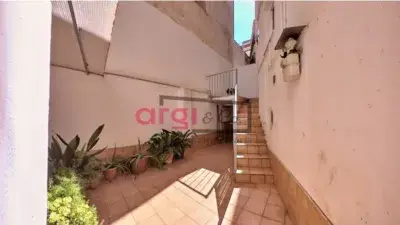 Piso en venta en Sant Joan Despí 66m² 3 dormitorios terraza